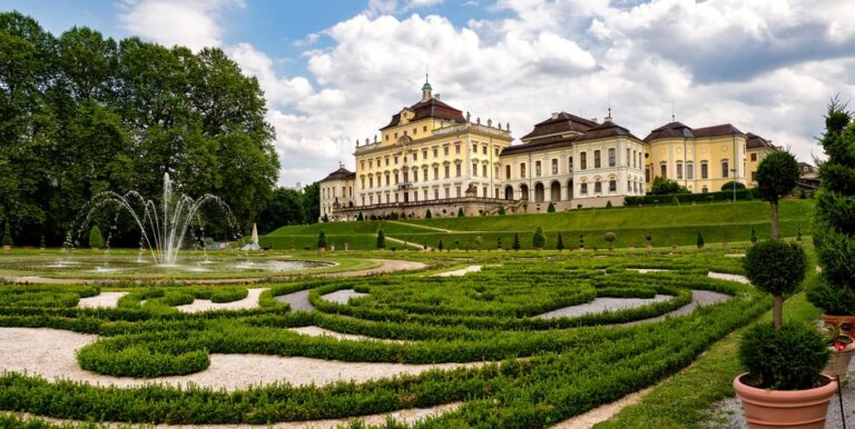 Ludwigsburger Schlossfestspiele in charmanter Begleitung